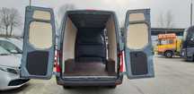 Zabudowa busa Mercedes Sprinter, ochrona paki ze sklejki
