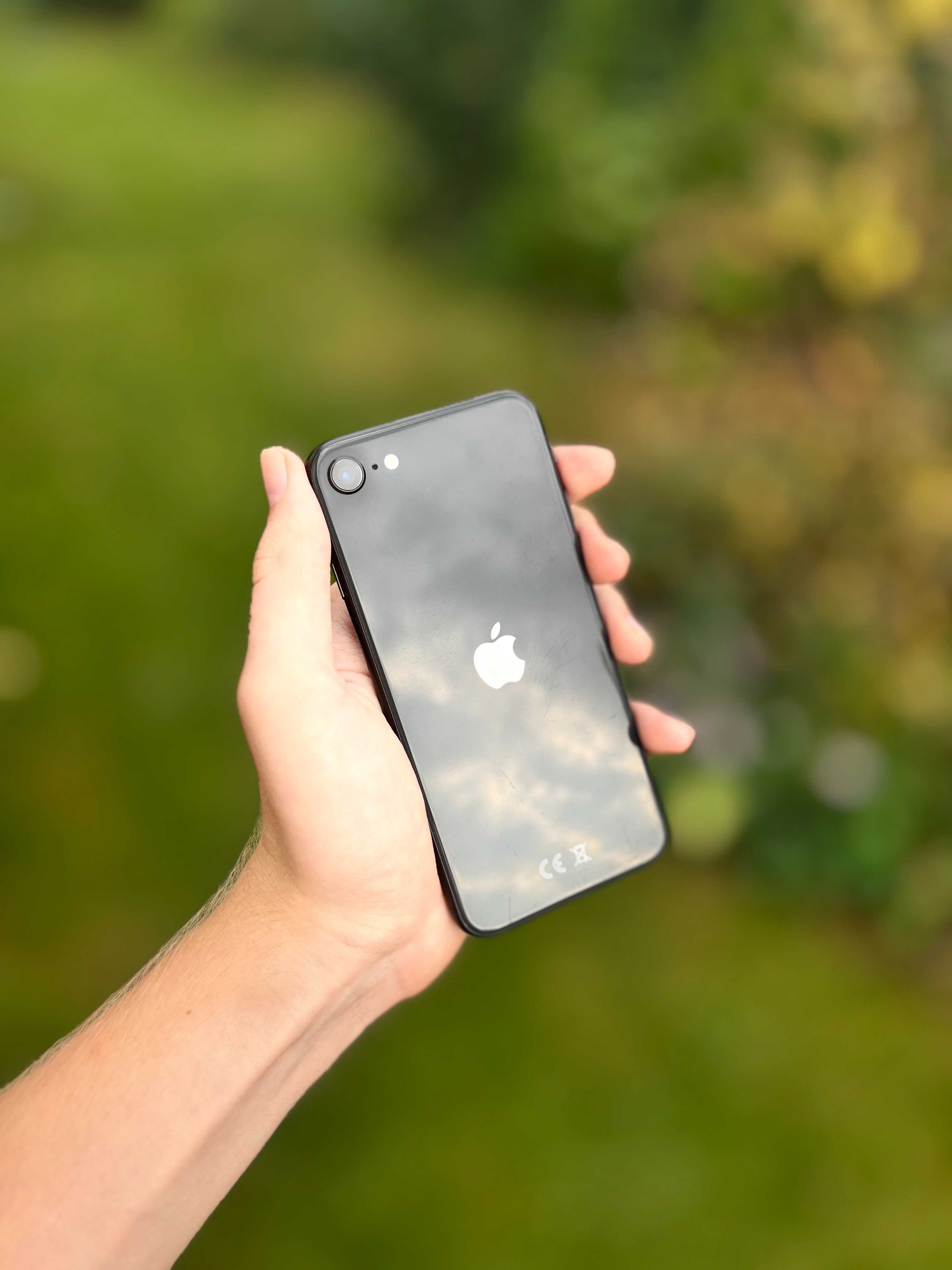 iPhone SE 2020 – 64 GB – bateria 89%