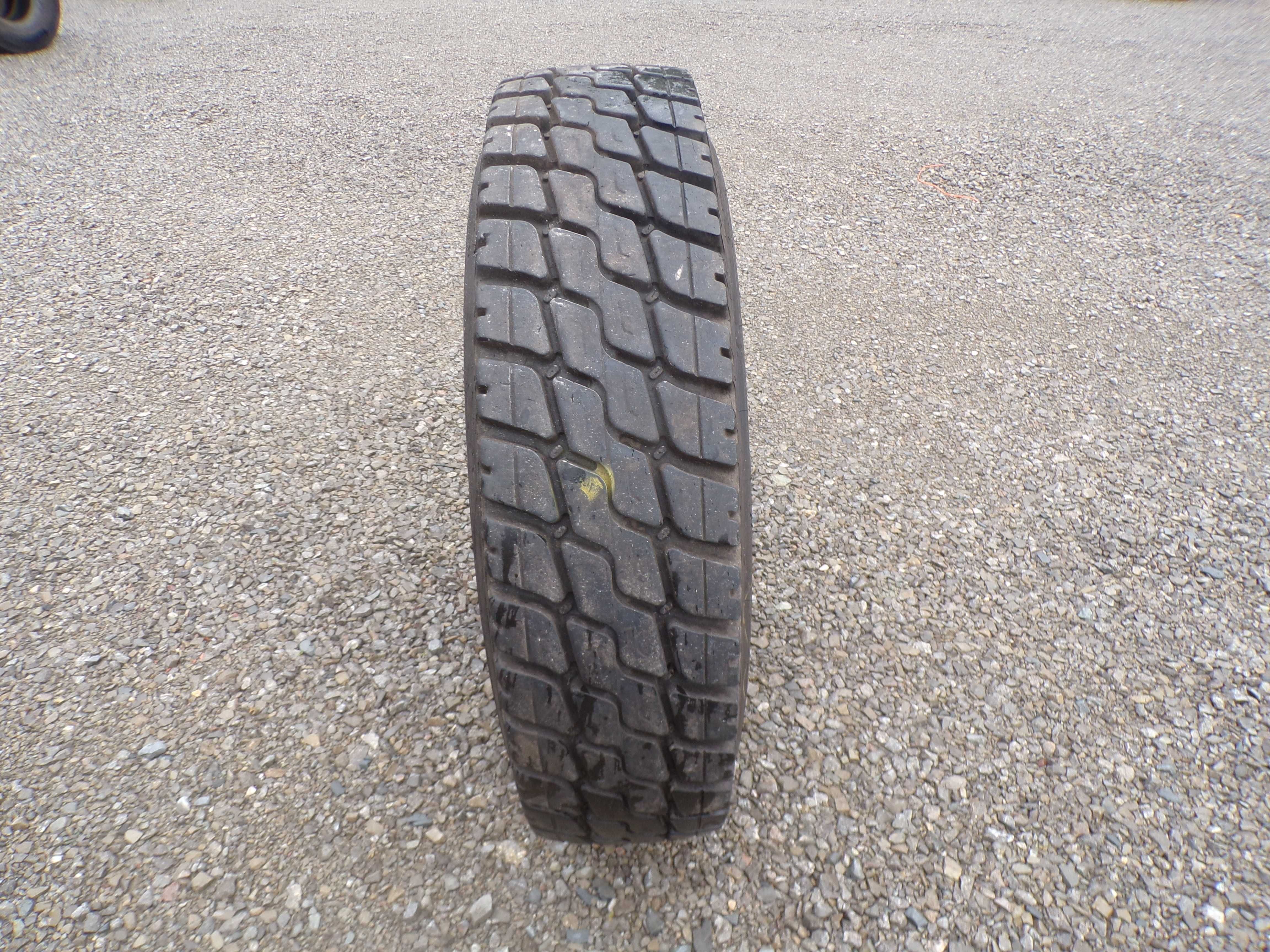 Opona 13R22.5 KUMHO KMD 31 (800 netto)