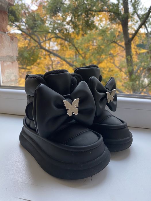 Зимові ботінки для дівчинки 23 розмір