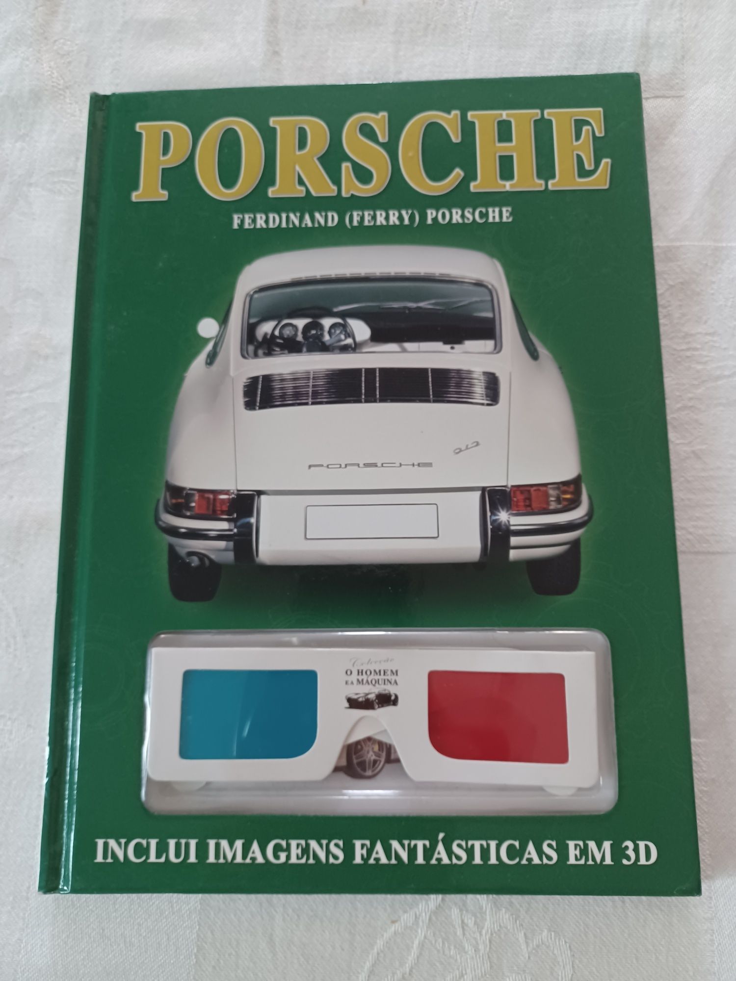 Livro Porsche com imagens 3D