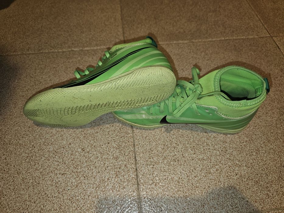Tenis futsal Nike mercurial dream speed
