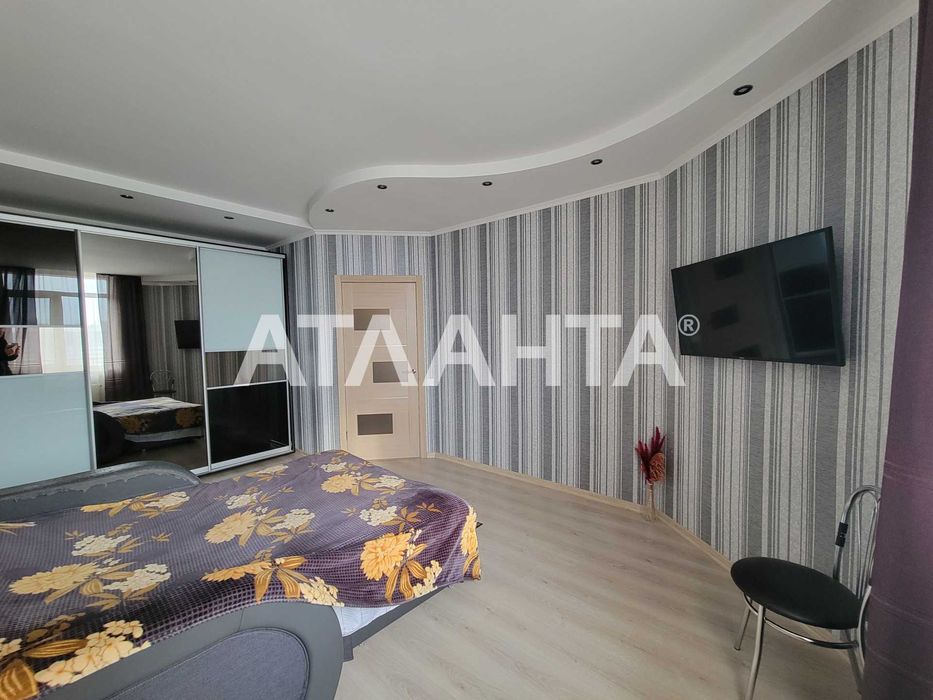 1-к квартира в кирпичном новострое с ремонтом