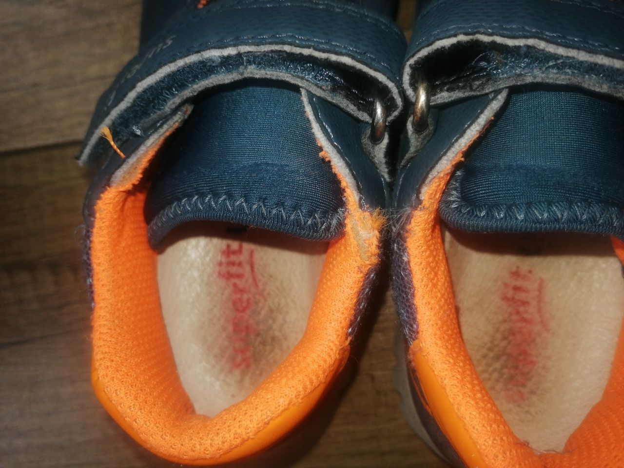 Adidasy chłopięce Super fit rozmiar 26