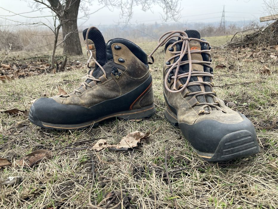 Трекинговые ботинки SALOMON 28 см
