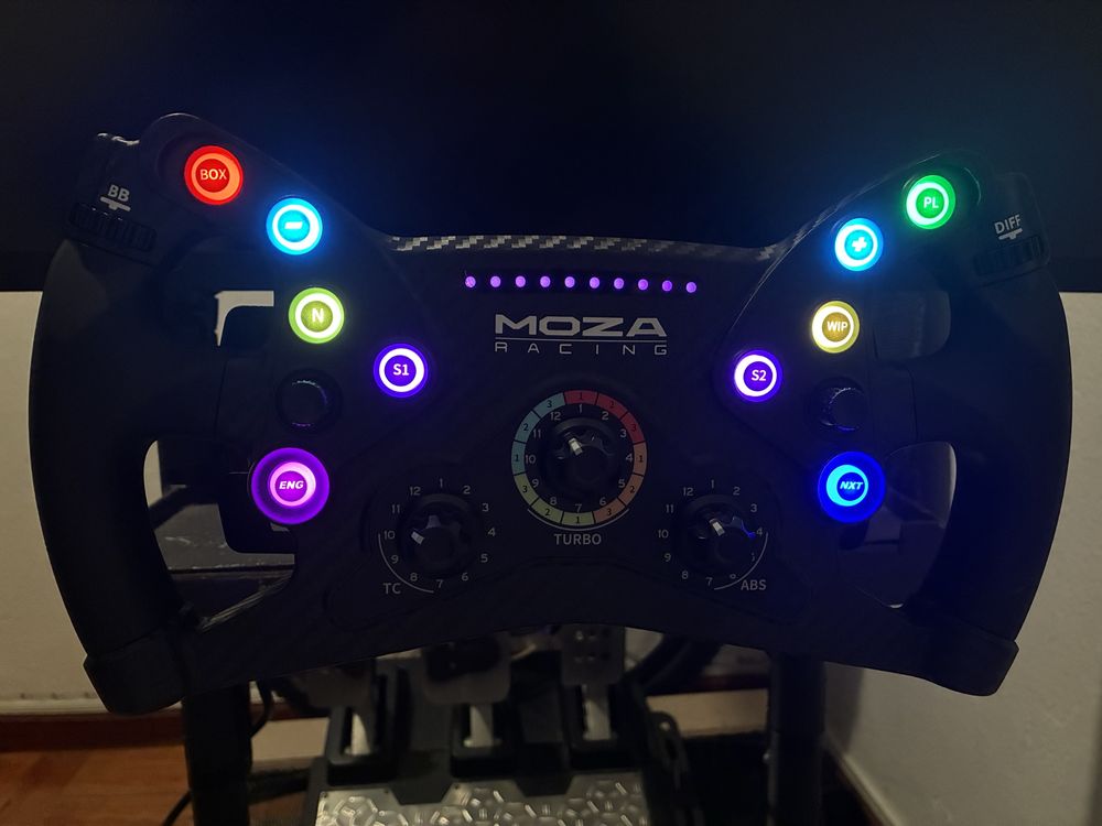 Moza R9 V2 e volante KS