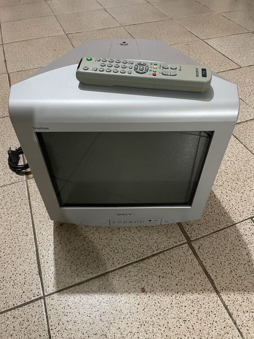 Tv CRT Sony Trinitron a Cores