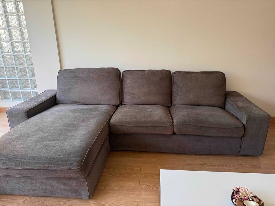 Sofá IKEA Chaise Longue Cinza