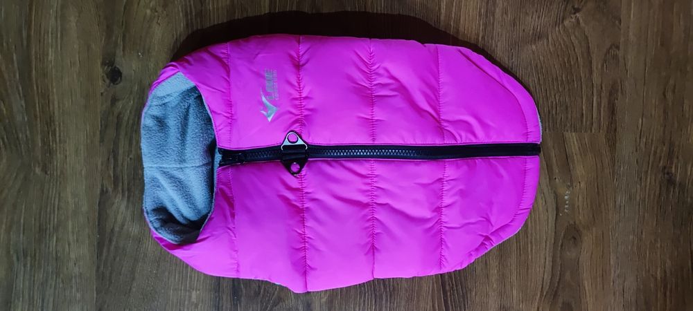 Różowa kurtka dla psa rozmiar L – średni pies