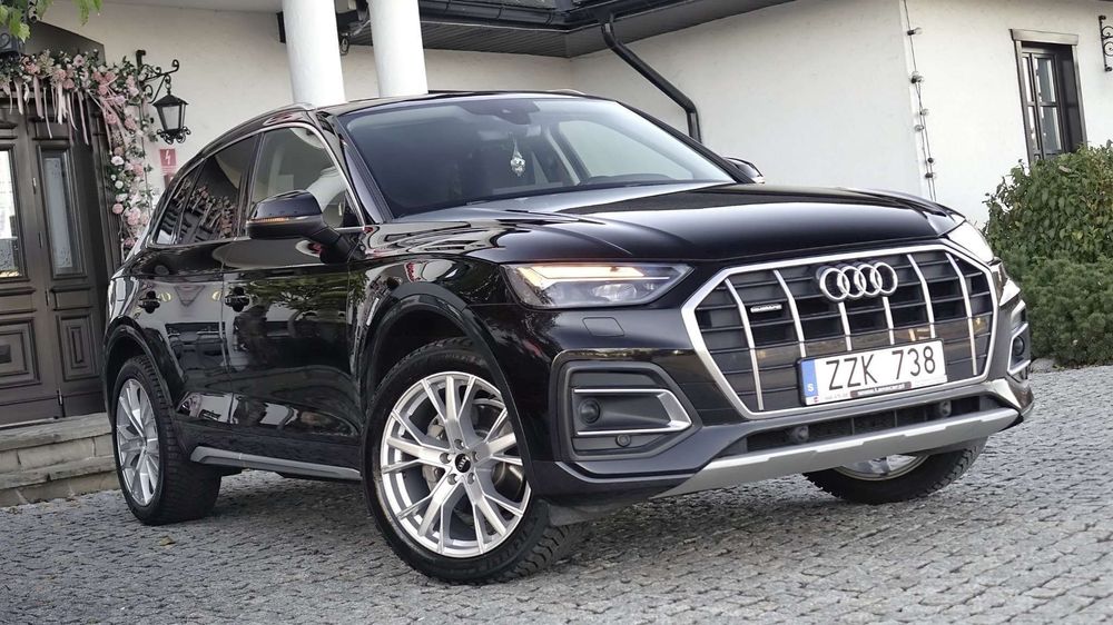 Audi Q5 LansCAR 2021 2.0TDI 204KM quattro Sport RadarKameraWebastoChromLED PDC