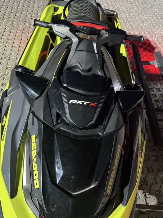 Skuter wodny SeaDoo RXT X RS 300