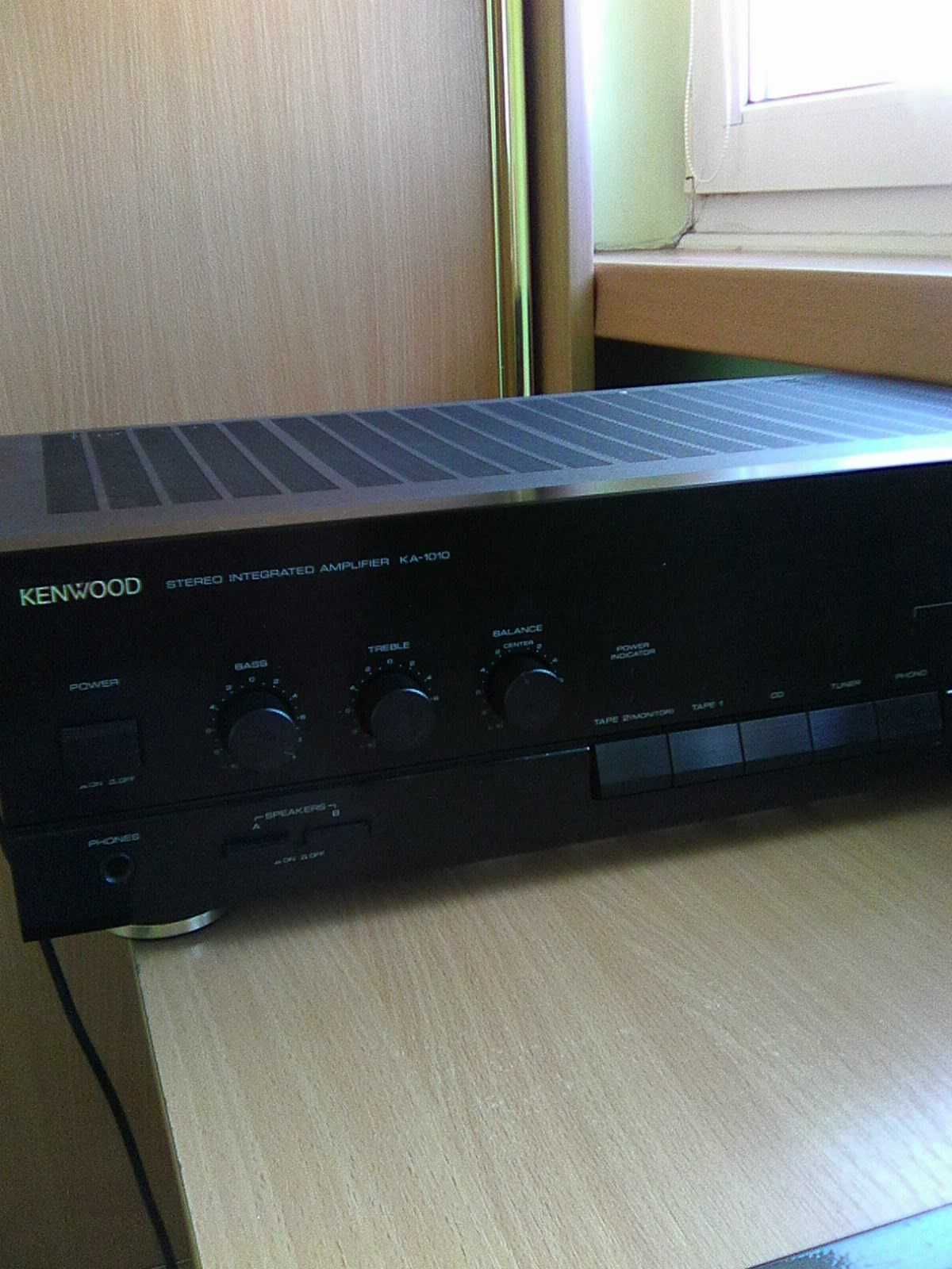 Kenwood KA - 1010