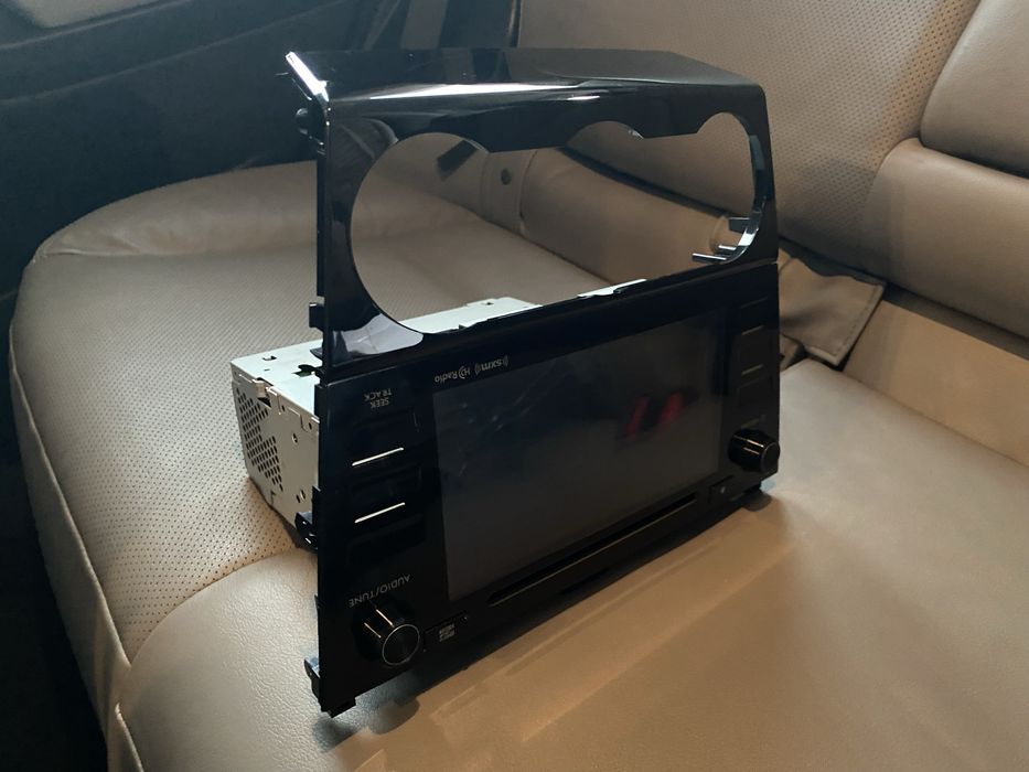 Штатная автомагнитола Subaru Forester 2016