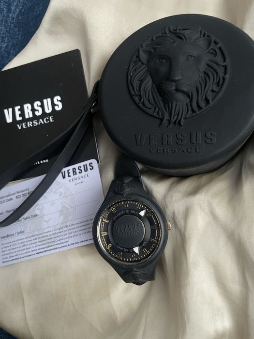 Czarny zegarek Versus Versace