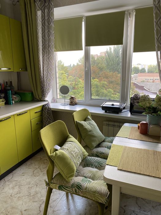 Двокімнатна квартира в центрі з ремонтом,меблями та технікою.