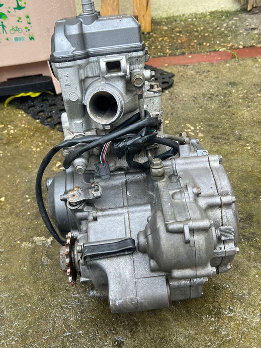 Motor yamaha yzf250