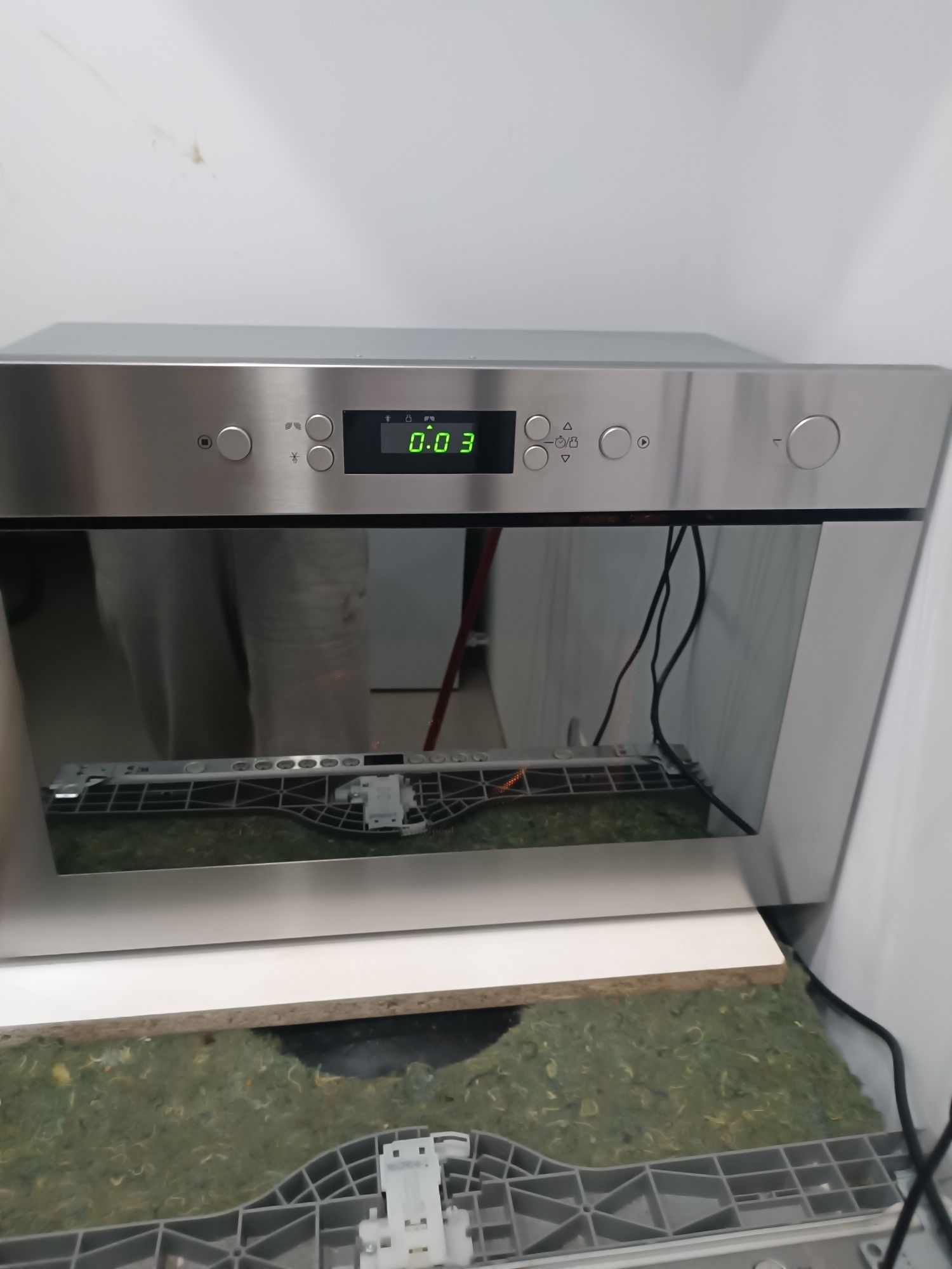 Mikrofalówka do zabudowy Whirlpool
