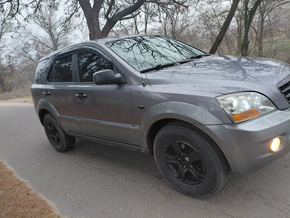 Киа Соренто 2.5тд мех 08г