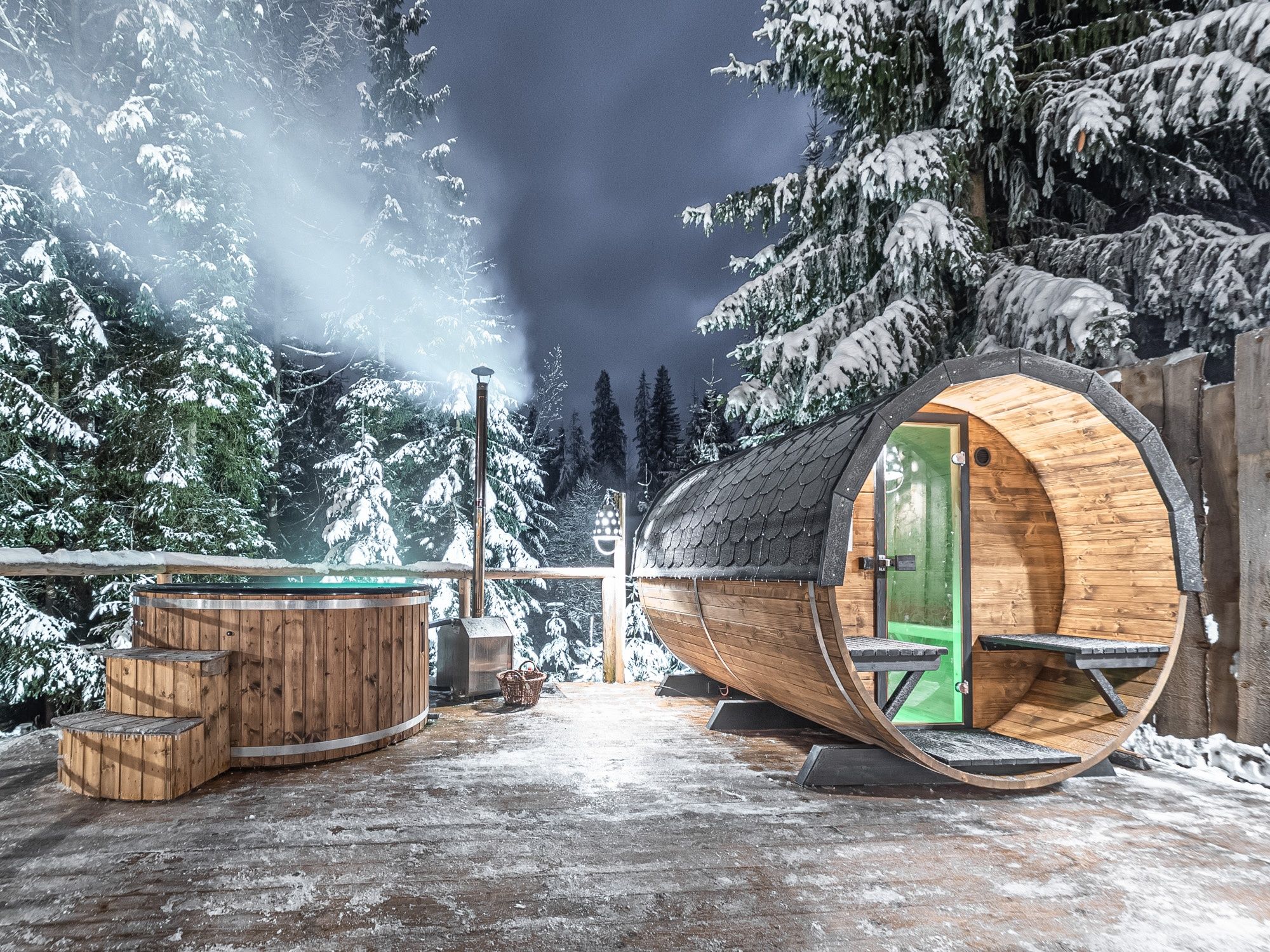 Domek z jacuzzi domki z jacuzzi sauna noclegi Zakopane balia majówka