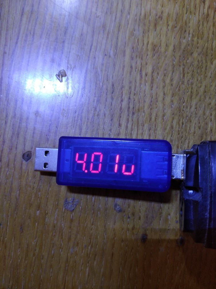 USB тестер для гаджетів