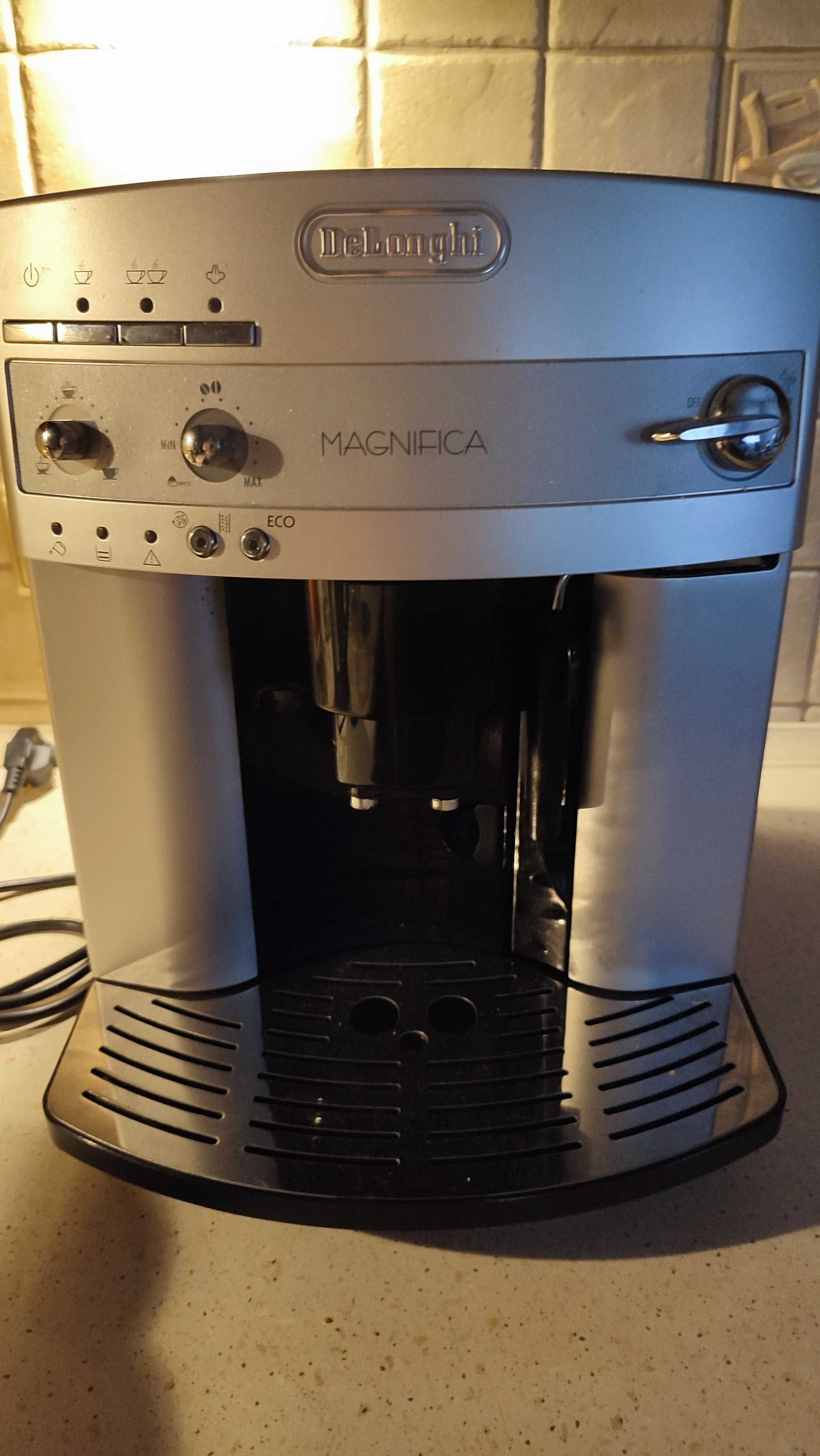Ekspres do kawy DeLonghi