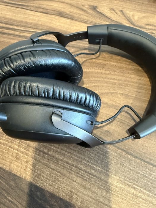 Fones - HyperX Cloud III Wired Headset (Multi-Platform)