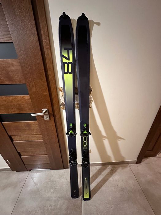 Narty skiturowe dynafit + wiązania + dedykowane foki