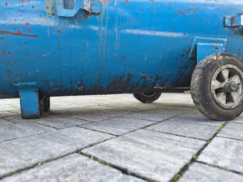 Kompresor olejowy 200l