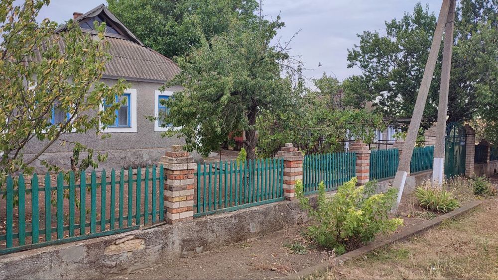 Продам два будинки