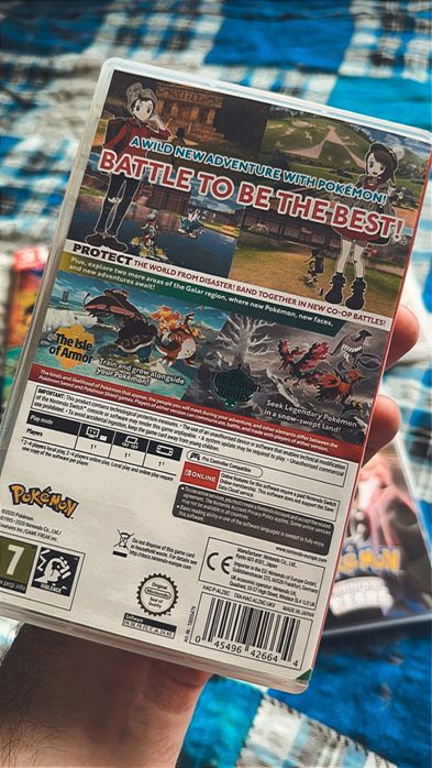 Pokemon Shield + Expansion Pass DLC Nintendo Switch