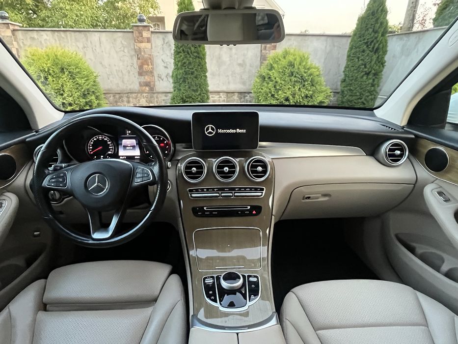 Mercedes-benz glc 2019