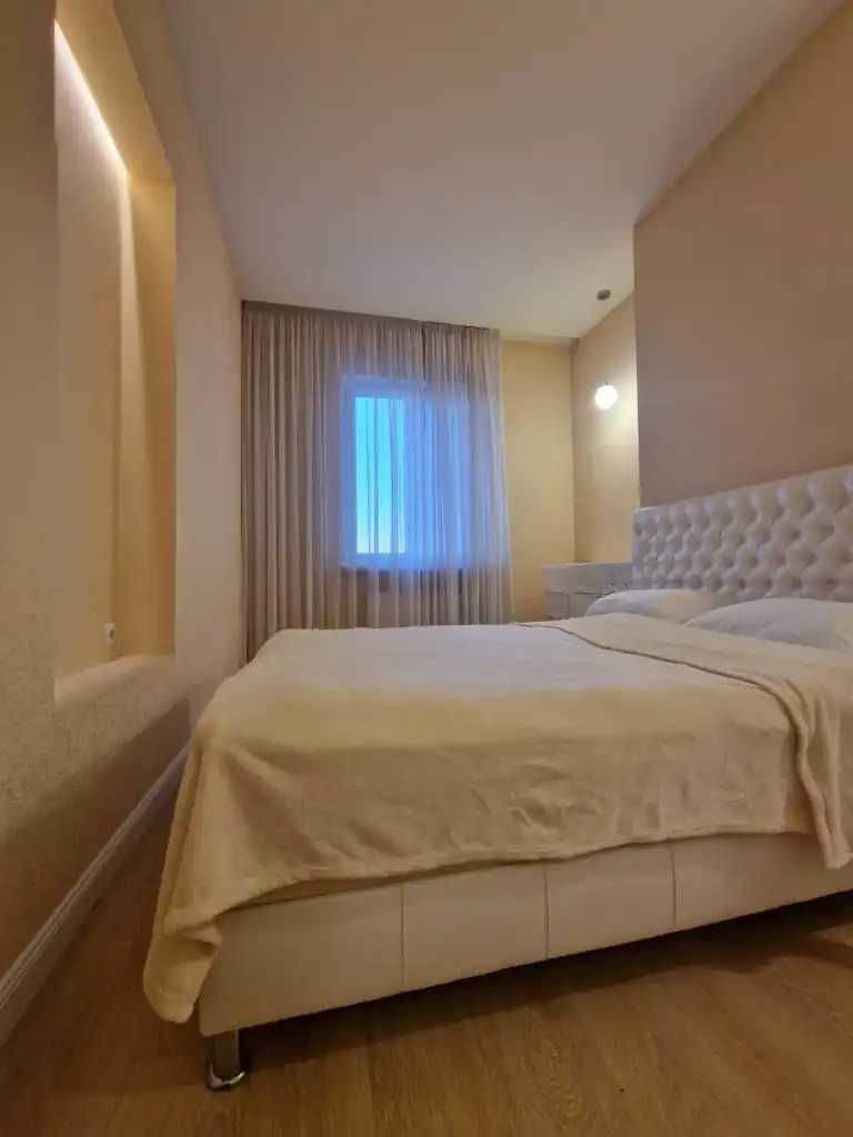 Продам ЖК Кировский 60м2