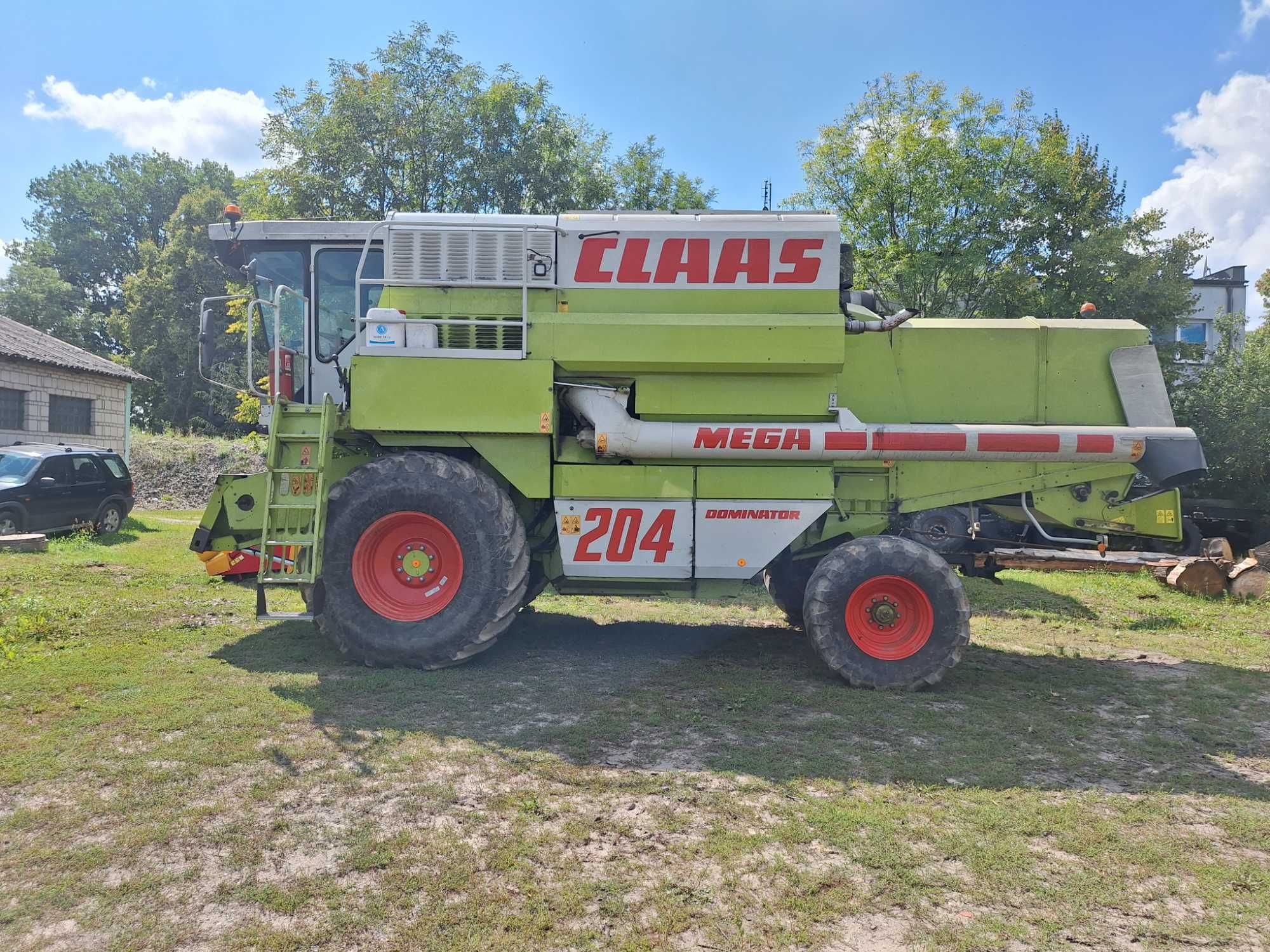 Kombajn Claas Mega 204