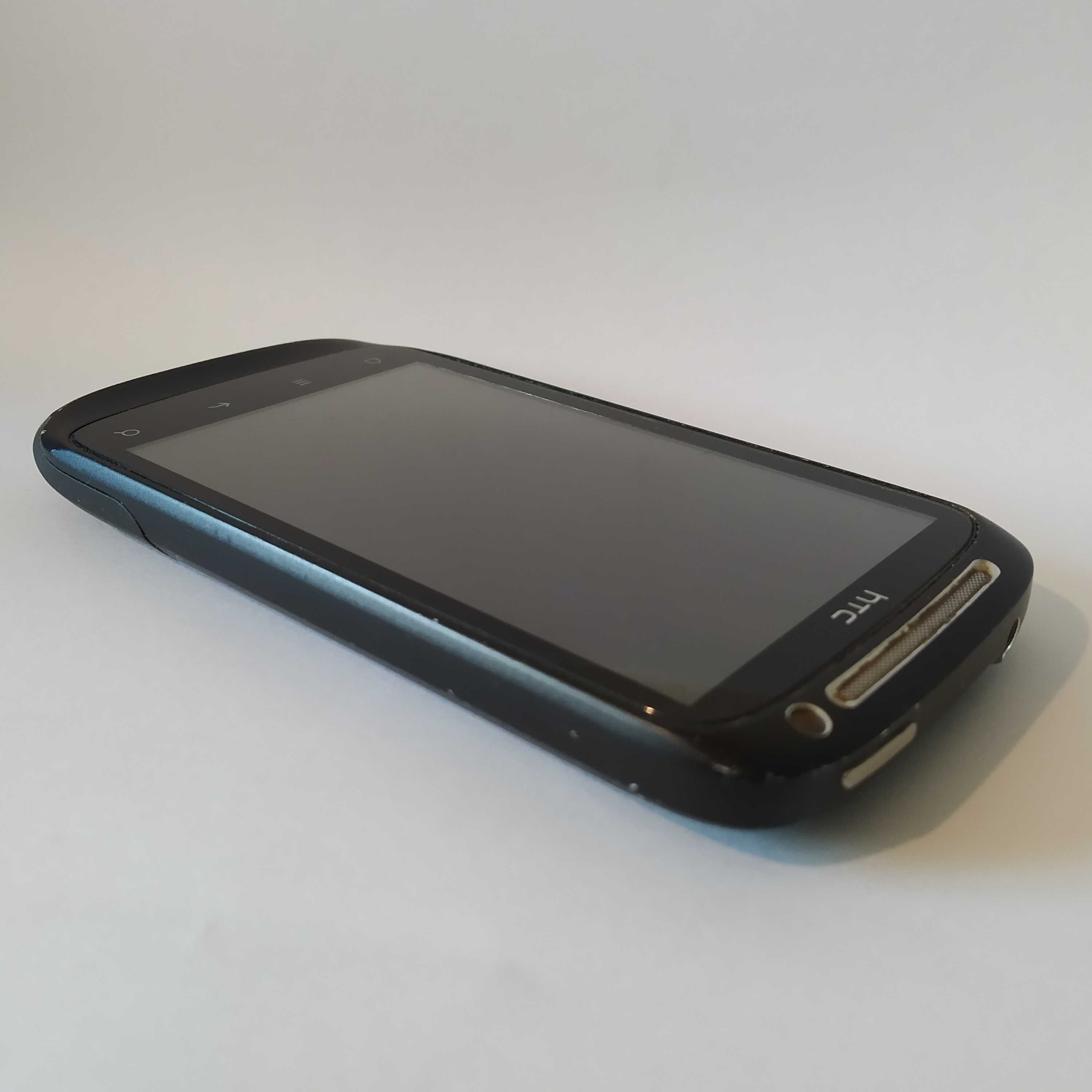 Смартфон HTC Desire S
