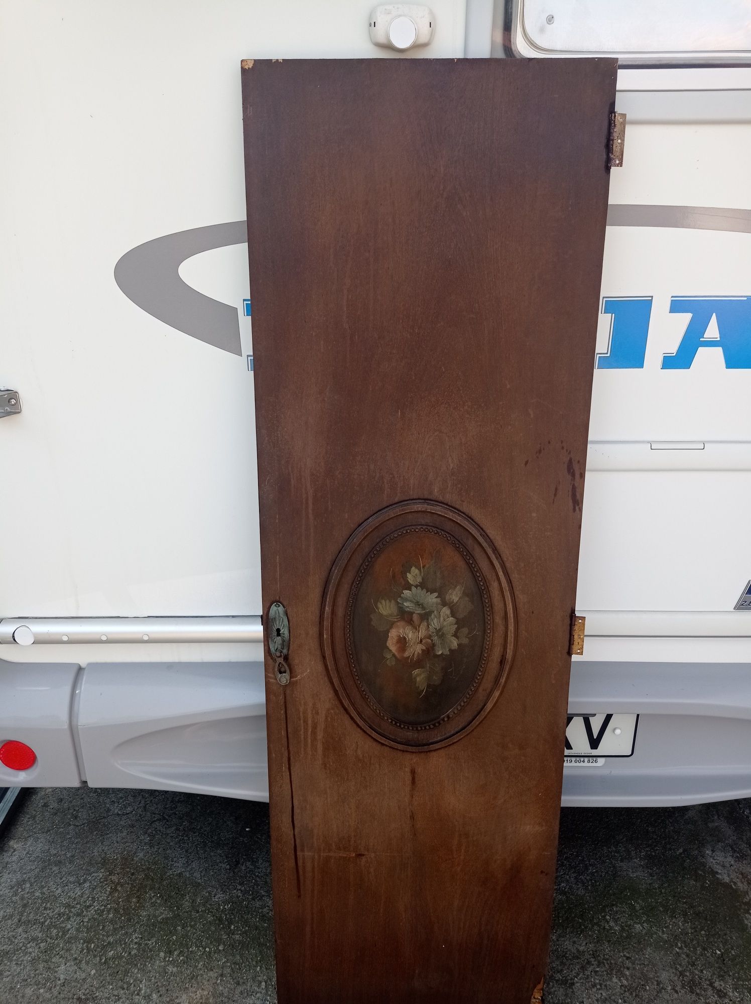 Vendo porta antiga pintada a mão