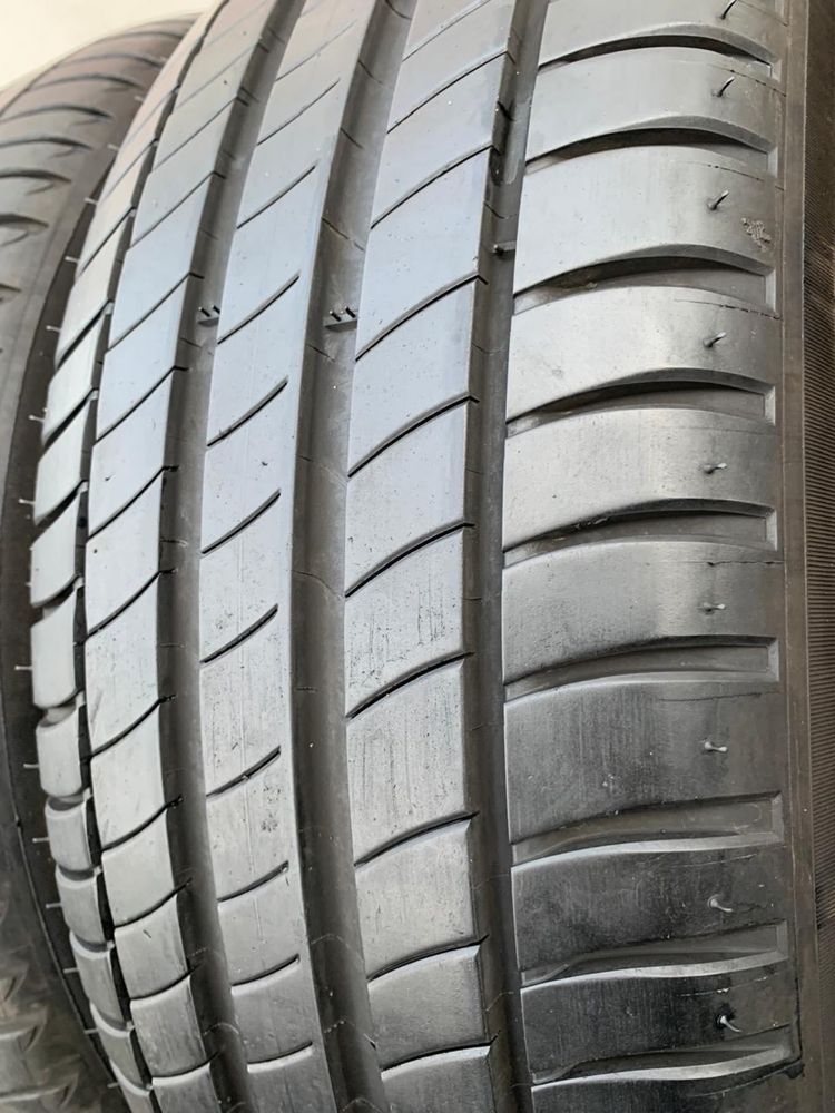Шини 215/60 R17 пара Michelin 2023р, 6,4/6,9мм