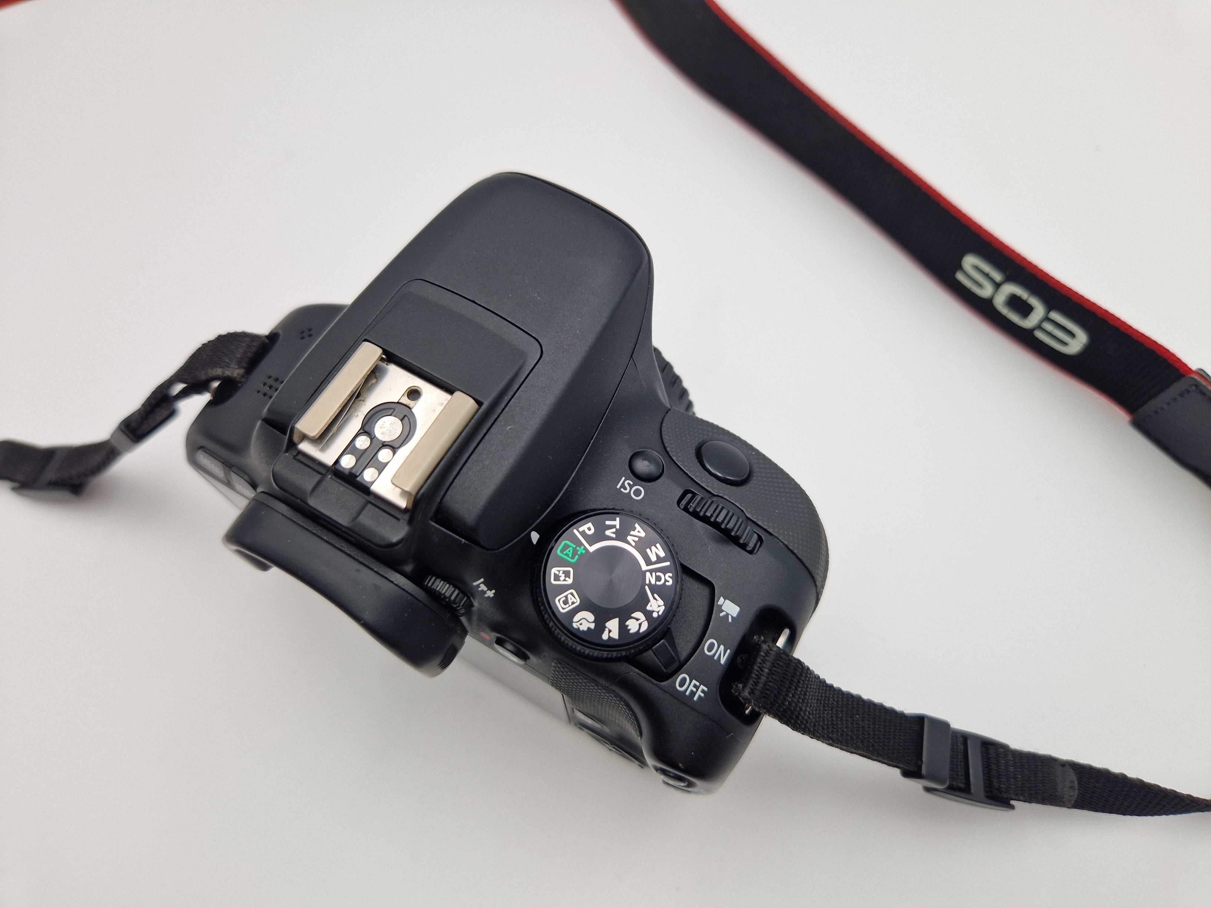 .Aparat Canon 100D - 16GB - 10 tys. zdjęć - bdb stan