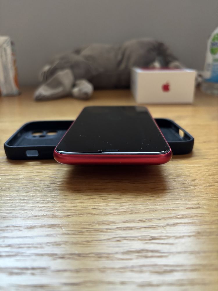 iPhone 11 RED 64GB