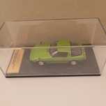 ...Mazda RX-7...