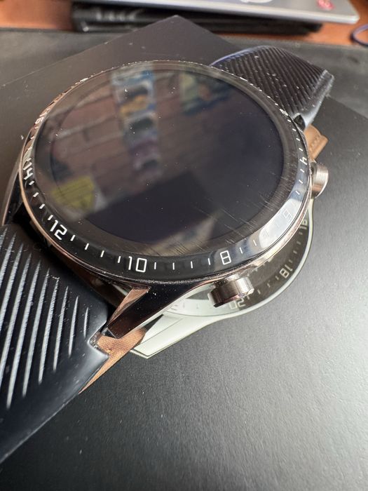 Huawei Watch GT 2 46mm w zestawie ze wszystkim co jest na zdjęciach