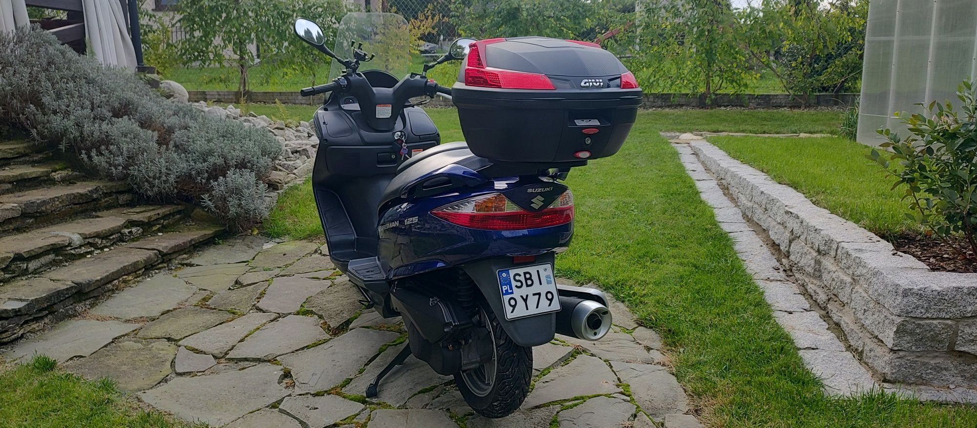 Suzuki  Burgman 125cm.