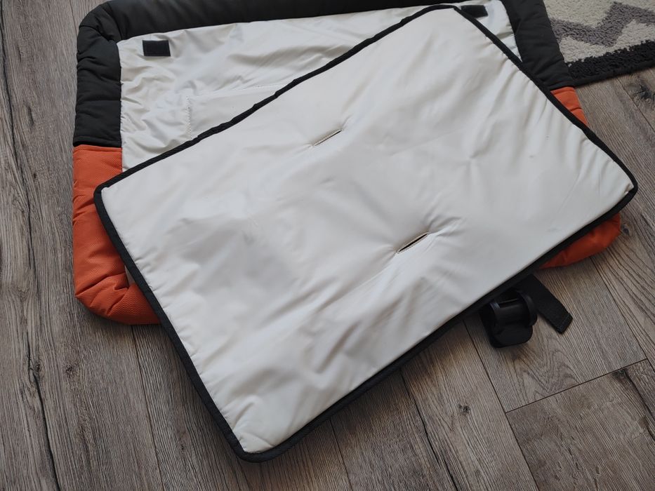 Przewijak do łóżeczka turystycznego, nakładana na łóżeczko nadstawka