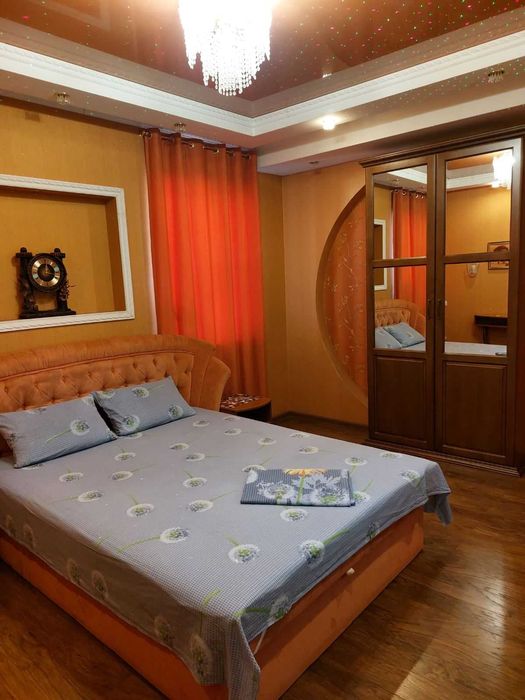 Здам квартиру подобово біля 3 лікарні