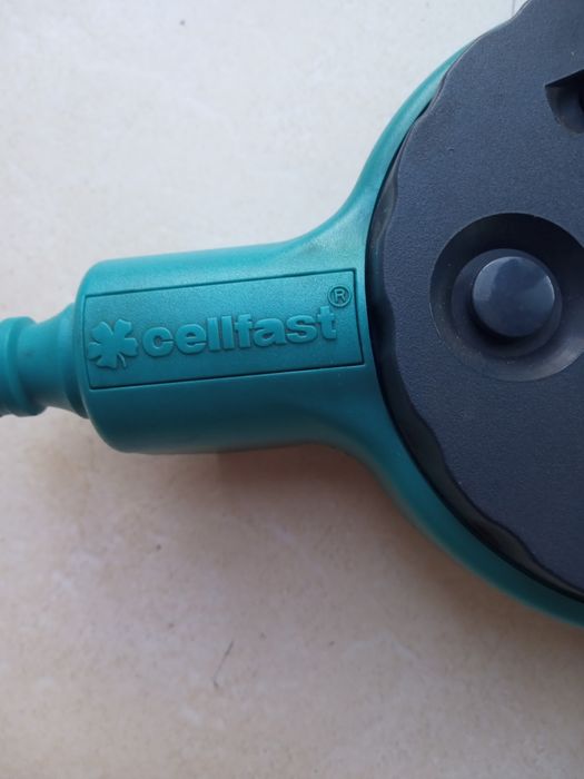 Zraszacz ogrodowy praktycznie nie uzywany