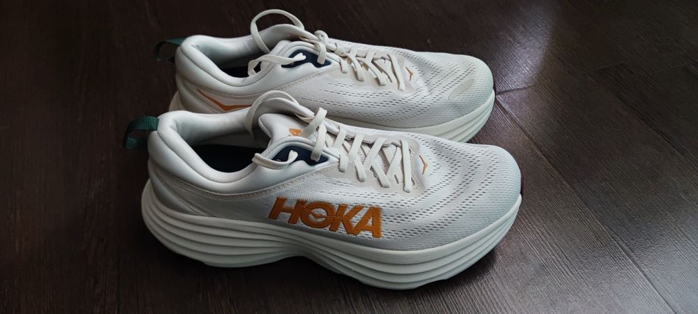Кросівки Hoka Bondi 8