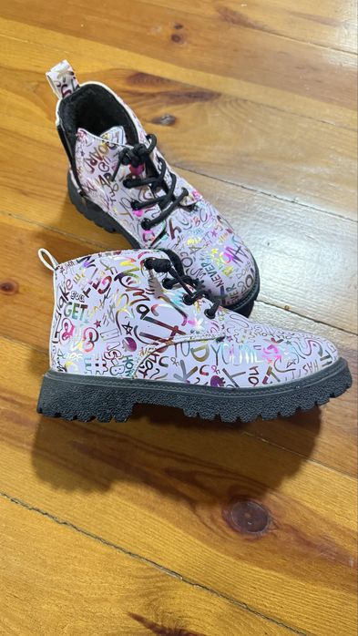 Ботинки на девочку 21 см