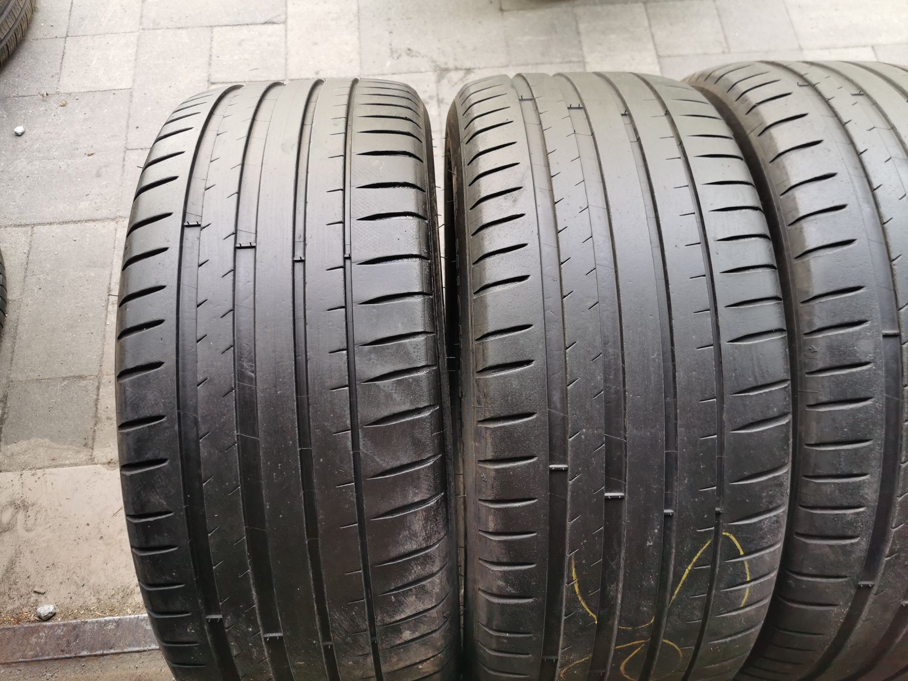 Летняя резина 235/50 R18 Michelin pilot sport 4
