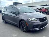 Chrysler Pacifica Plug-In eHybrid Limited S /ACC /bi-LED /Harman-Kardon /monitory