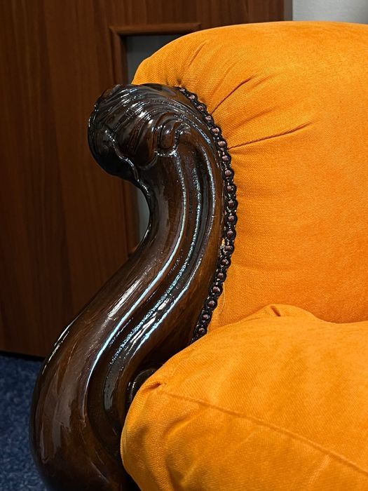 Продаю диван, ціна договірна