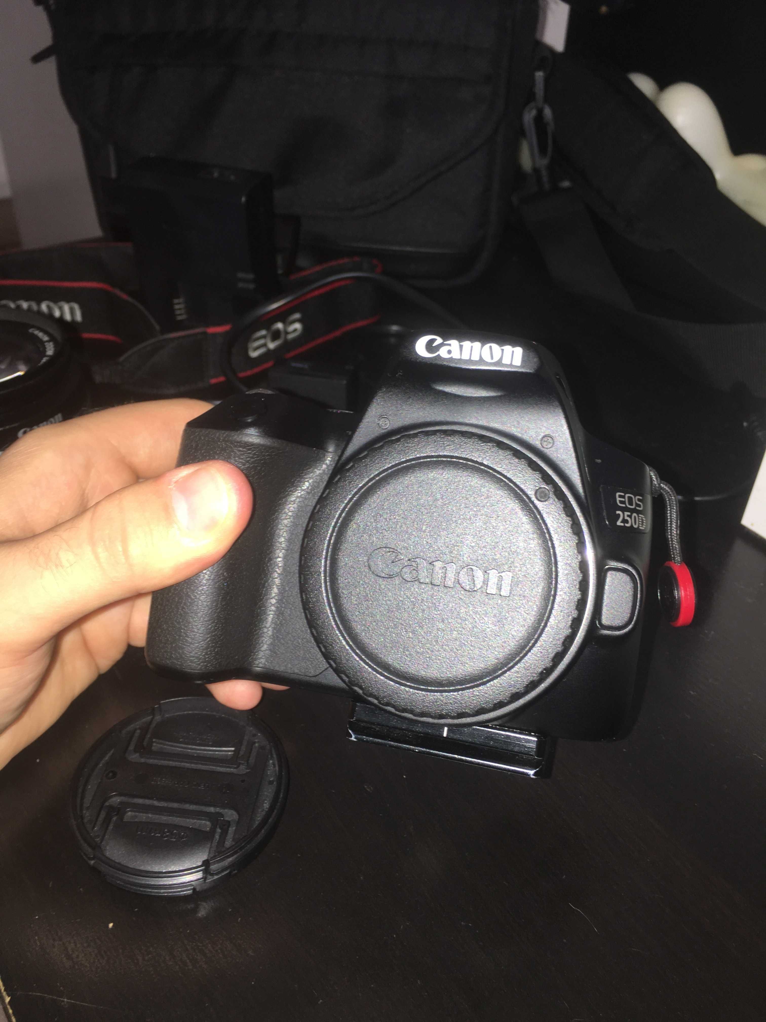 CANON 250D + KIT TRAVEL(lente, bateria, bolsa, carregador, bateria)